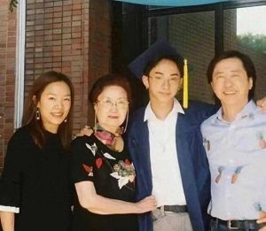 庾澄庆家庭生活曝光：温柔奶爸形象深入人心