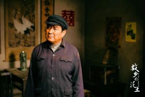 《故乡的泥土》开播引关注，年代农村剧创新高
