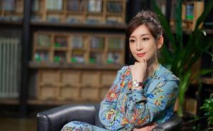 秦海璐情感历程：从李厚霖到王新军，幸福重生