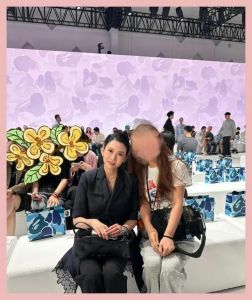 邱淑贞姐妹：时尚与赛车，美貌与个性的交织