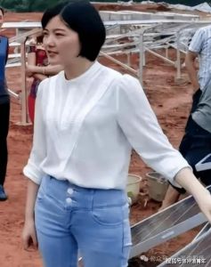 【吃瓜事件】休·格兰特回应卢安·德·莱斯普斯激情吻事件