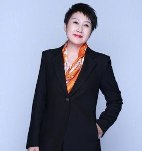 张凯丽：从事业辉煌到爱情起伏，寻找幸福之路