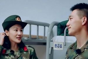 74岁刘晓庆《一路繁花》录完引期待，挑战自我引关注