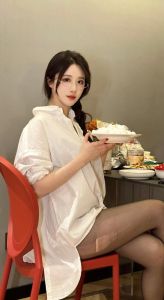轩子2巨兔写真集引发热议，中国网红市场崛起！
