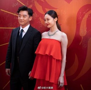郑恺今年办婚礼 甜蜜夫妇下半年上海简约婚礼