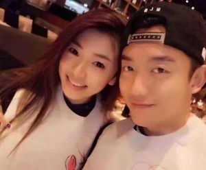 郑恺程晓玥分手原因 家庭背景差异揭秘
