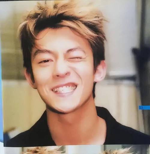 陈冠希20岁时最帅照片 揭秘偶像魅力与陈小春青春印记