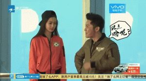 李晨Angelababy深夜牵手，十年友情升华？真相待解！
