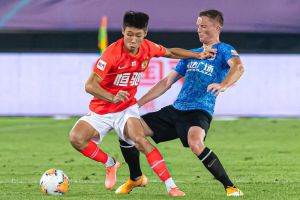 谭元凯个人资料，古今足球人物的命运与挑战