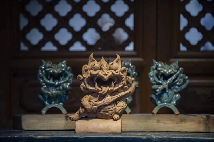 瓦猫办公桌摆放位置图,提升效率正能量 瓦猫办公桌摆放位置图,提升效率正能量