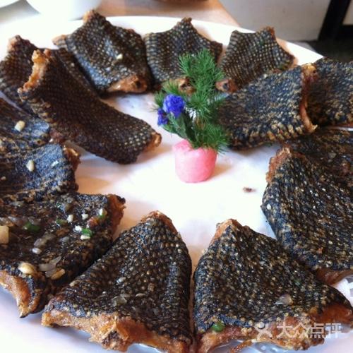 大王蛇是什么菜，火焰大王蛇从盘中餐成保护动物